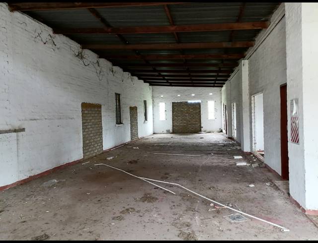 8HA SMALLHOLDING FOR SALE IN MARIKANA
